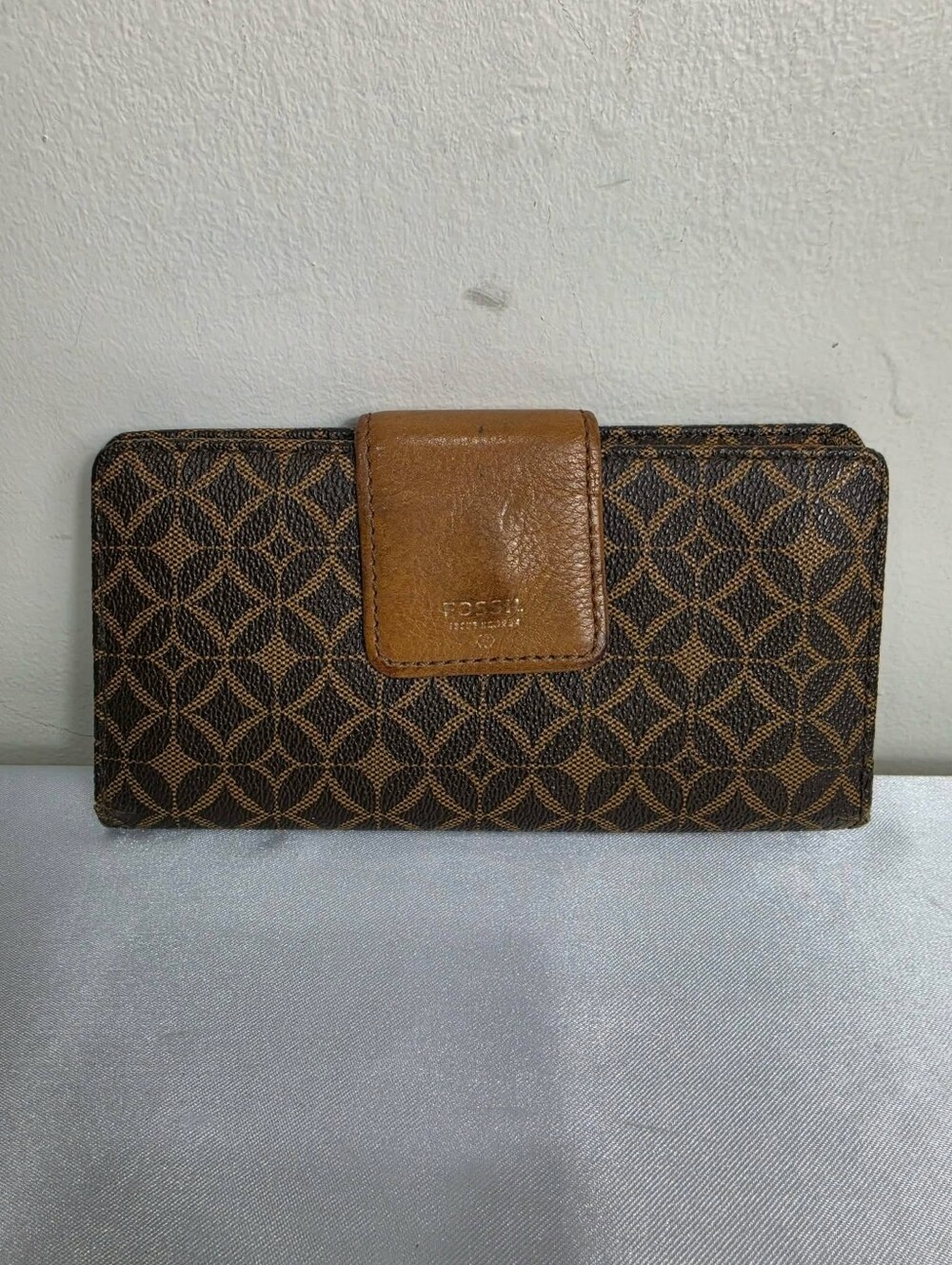 Fossil Brown Patterned Leather Continental Wallet